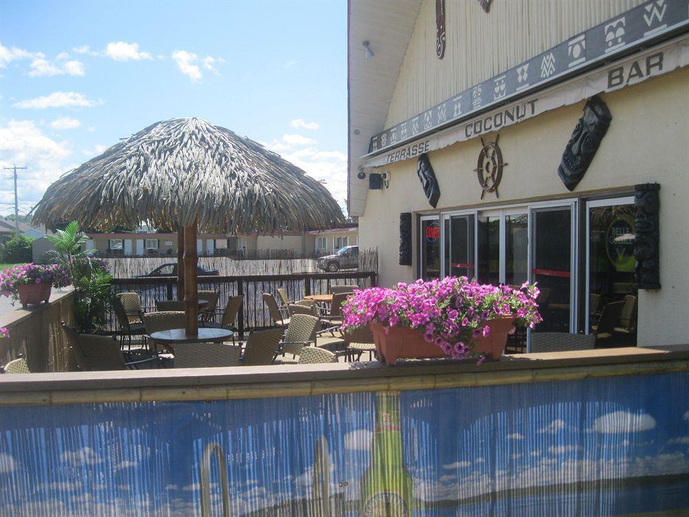 Hotel-Motel Coconut Труа-Рів'єр Екстер'єр фото