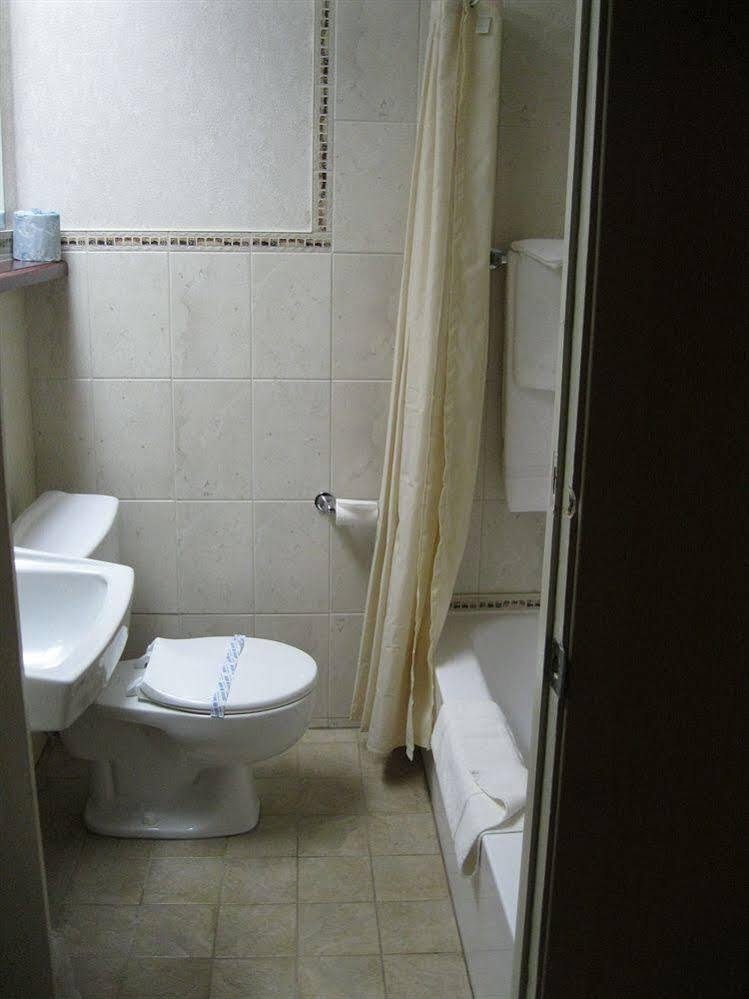 Hotel-Motel Coconut Труа-Рів'єр Екстер'єр фото